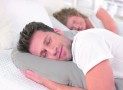 Die 5 häufigsten Schlafpositionen und ihre Deutung